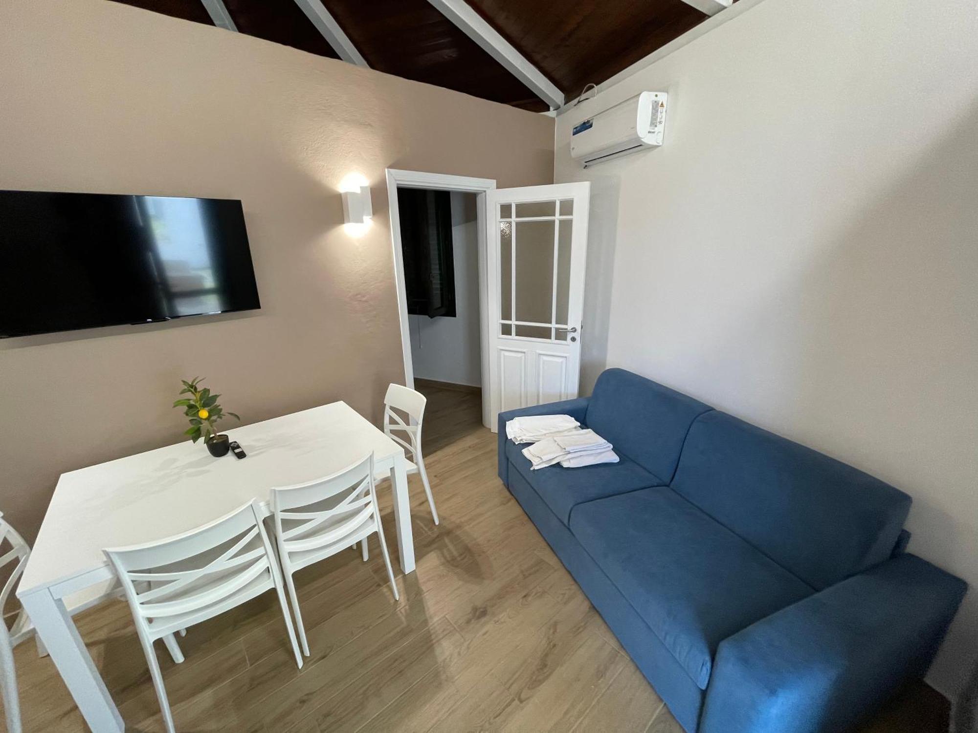 Aparthotel Soleada Club Campofelice Di Roccella Exteriér fotografie
